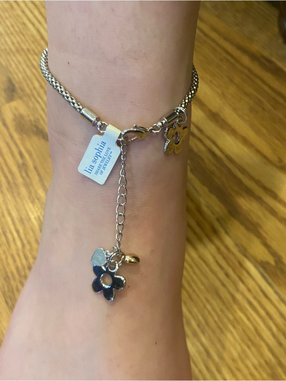 New Lia Sophia Silver Tone Floral Charm Anklet